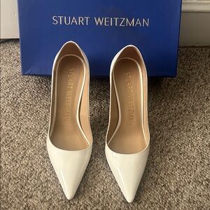 Stuart Weitzman 100 Scalloped patent heels size 7